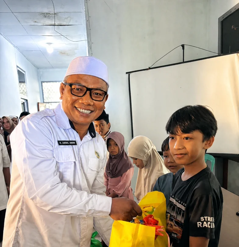 Tebarkan Pesan Kasih Sayang, Kemenag Banggai Bersama Baznas Santuni 411 Anak Yatim dan Disabilitas