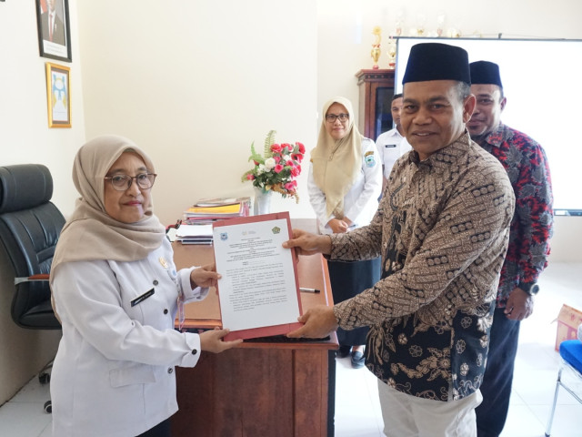 Perkuat Ketahanan Keluarga, Kemenag Bangkep dan DP3AP2KB Teken Perjanjian Kerja Sama