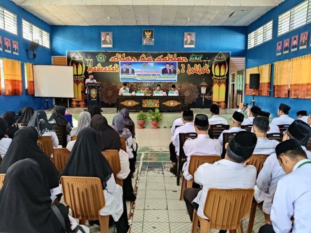 Kakankemenag Tolitoli Dorong Peserta OMI 2026 Kembangkan Kreativitas dan Kolaborasi