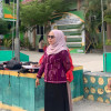 Kepala MTsN 2 Kota Palu Sambut dan Beri Arahan kepada Murid yang Terlambat