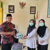 Cegah Dampak Polusi Karhutla, RS Pratama Baturube Bagikan Masker kepada Peserta Didik MTsN 2 Morowali Utara
