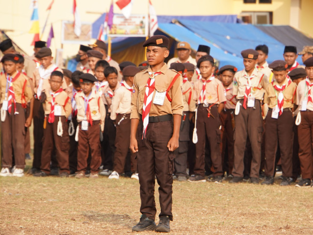 Mempererat Persaudaraan dan Karakter Santri, Kemah Pramuka Madrasah Banggai Kepulauan 2026 Resmi Dibuka