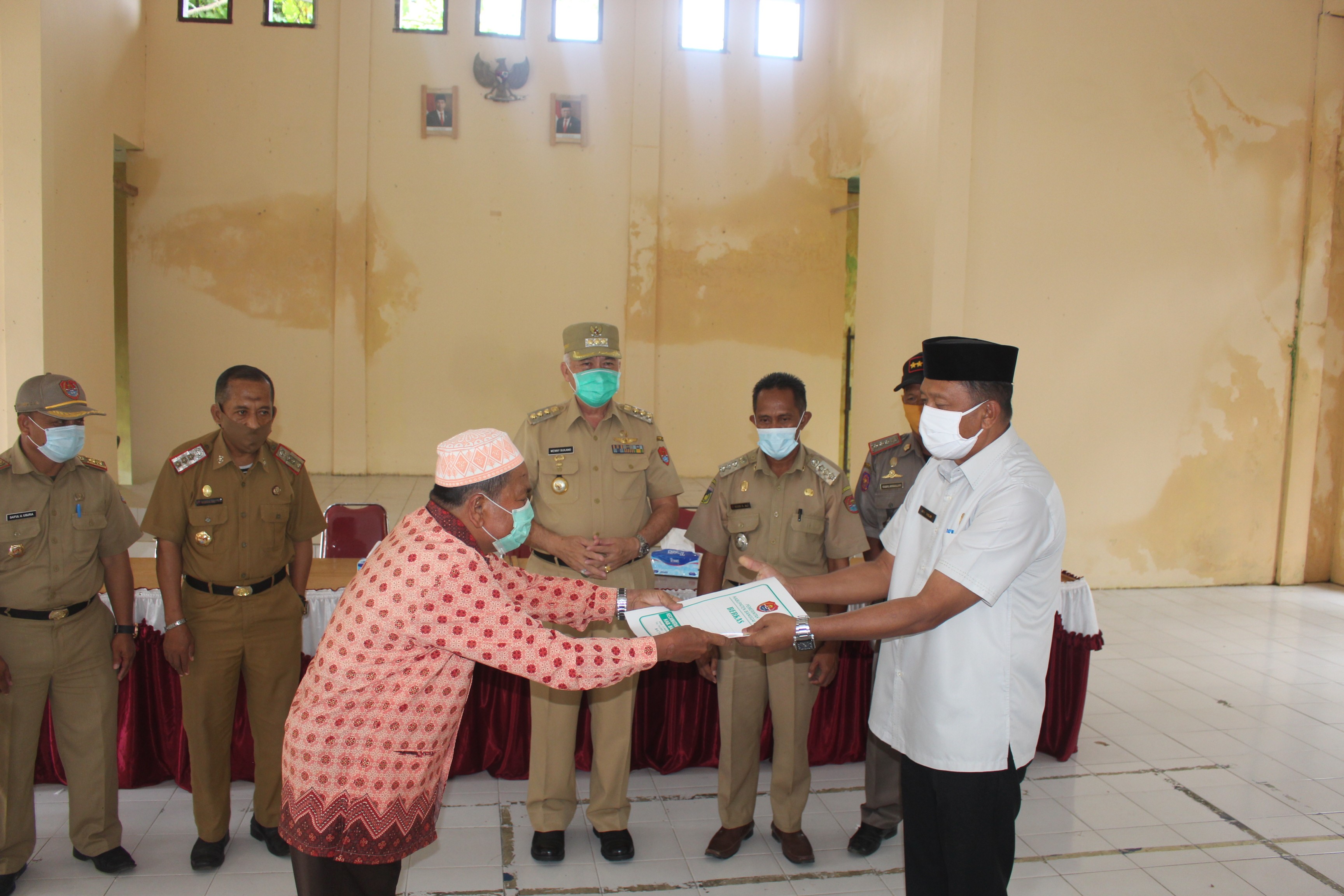 Kemenag Balut Terima Hibah Tanah dari Masyarakat Desa Matanga