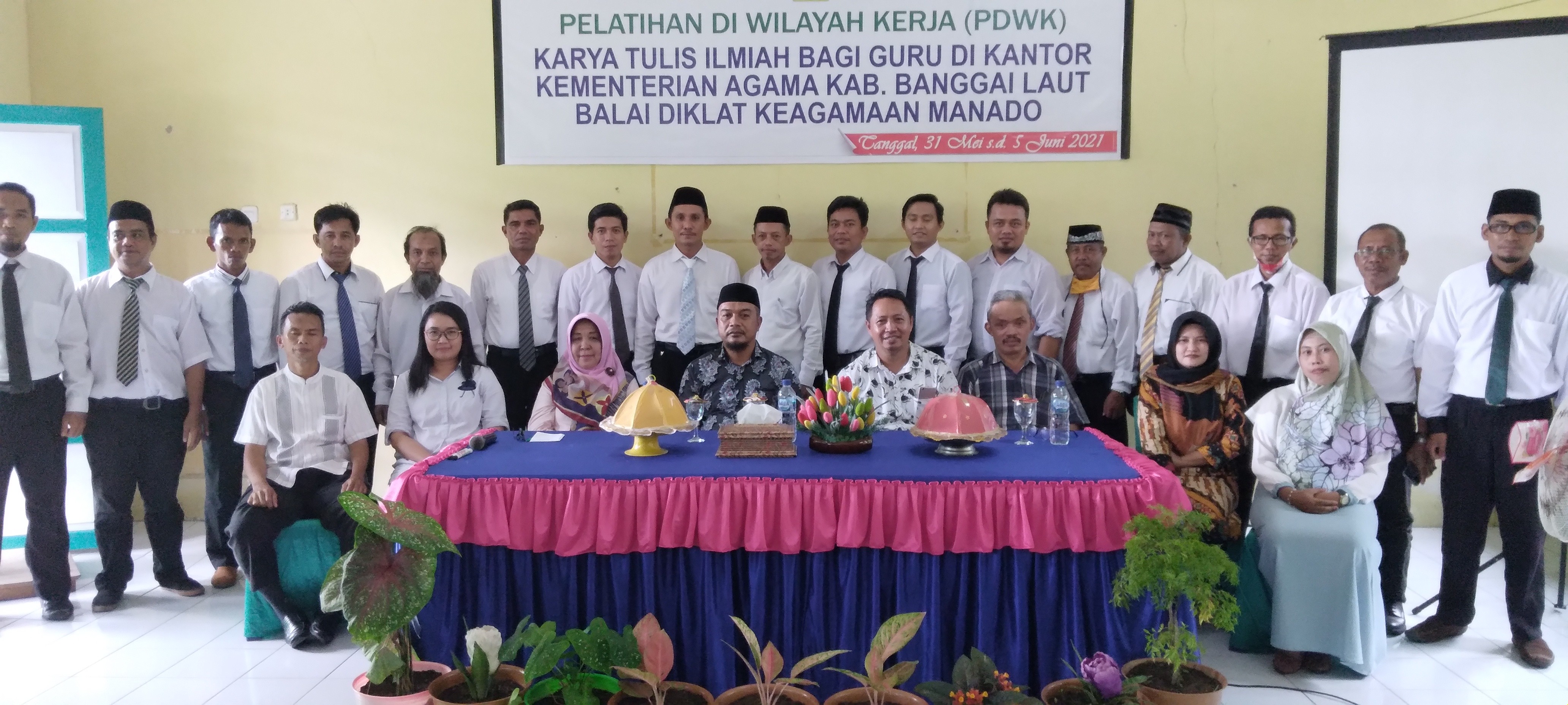 PDWK Resmi Ditutup, Kasi Pendis Ansar : Pelatihan KTI Merupakan Hal Positif Bagi Guru