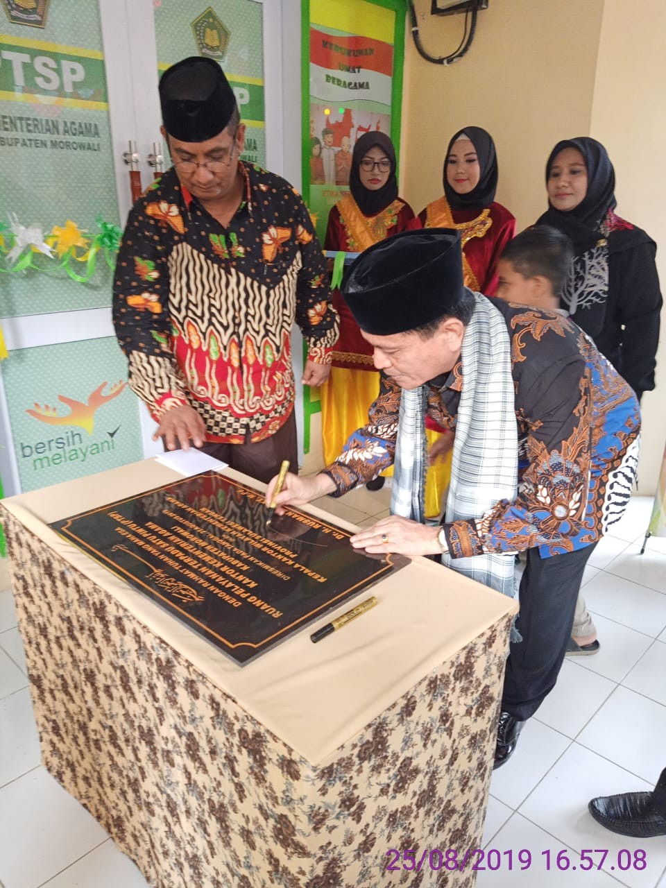 Kakanwil Resmikan PTSP Kantor Kemenag Morowali