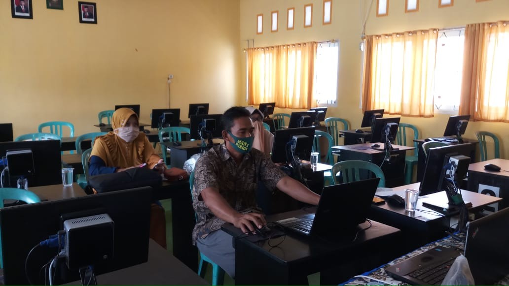 Guru MAN 1 Parigi Ikuti Bimtek KMA 183,184 Tahun 2019