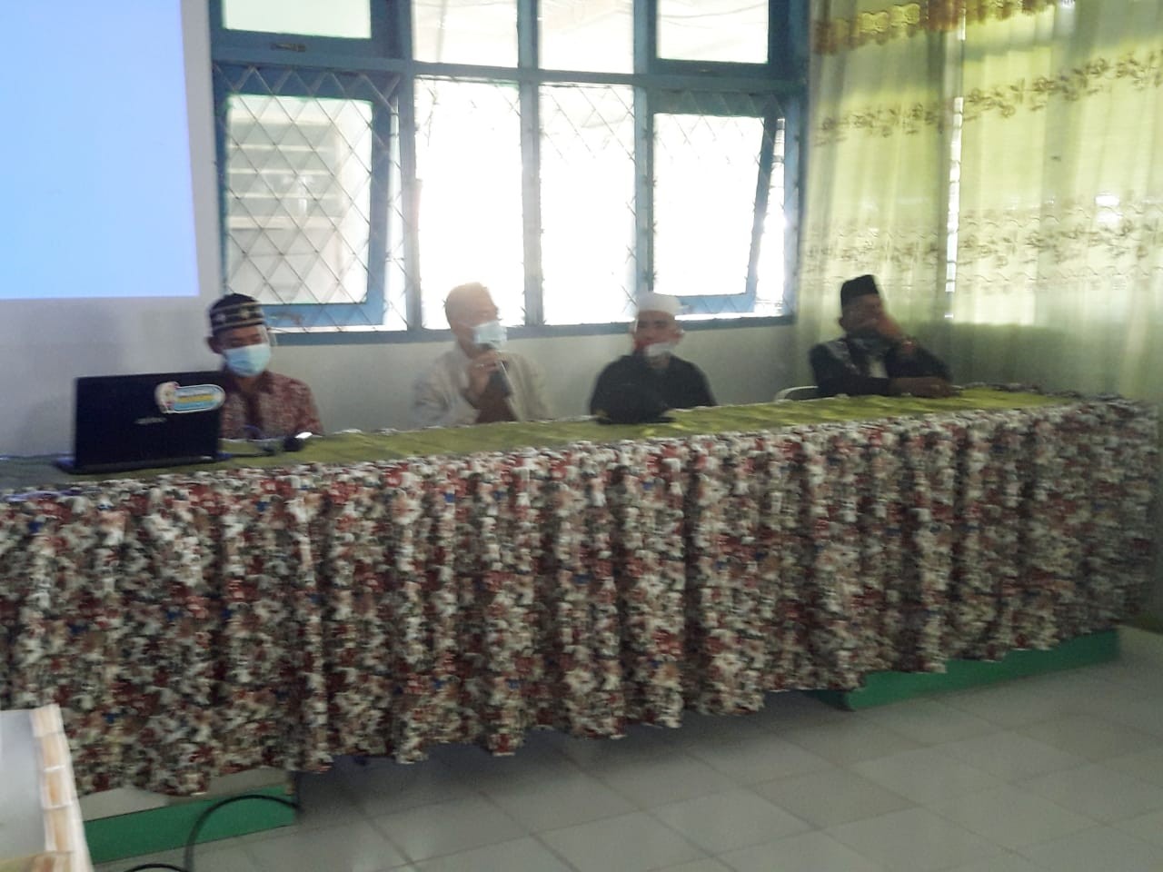 Kabag TU Kanwil Kemenag Sulteng Sosialisasikan Aplikasi PNPB-NR Di Kemenag Parmout