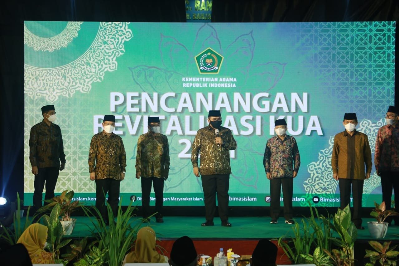 Tingkatkan Layanan Keagamaan, Menag Yaqut Revitalisasi Seluruh KUA Indonesia