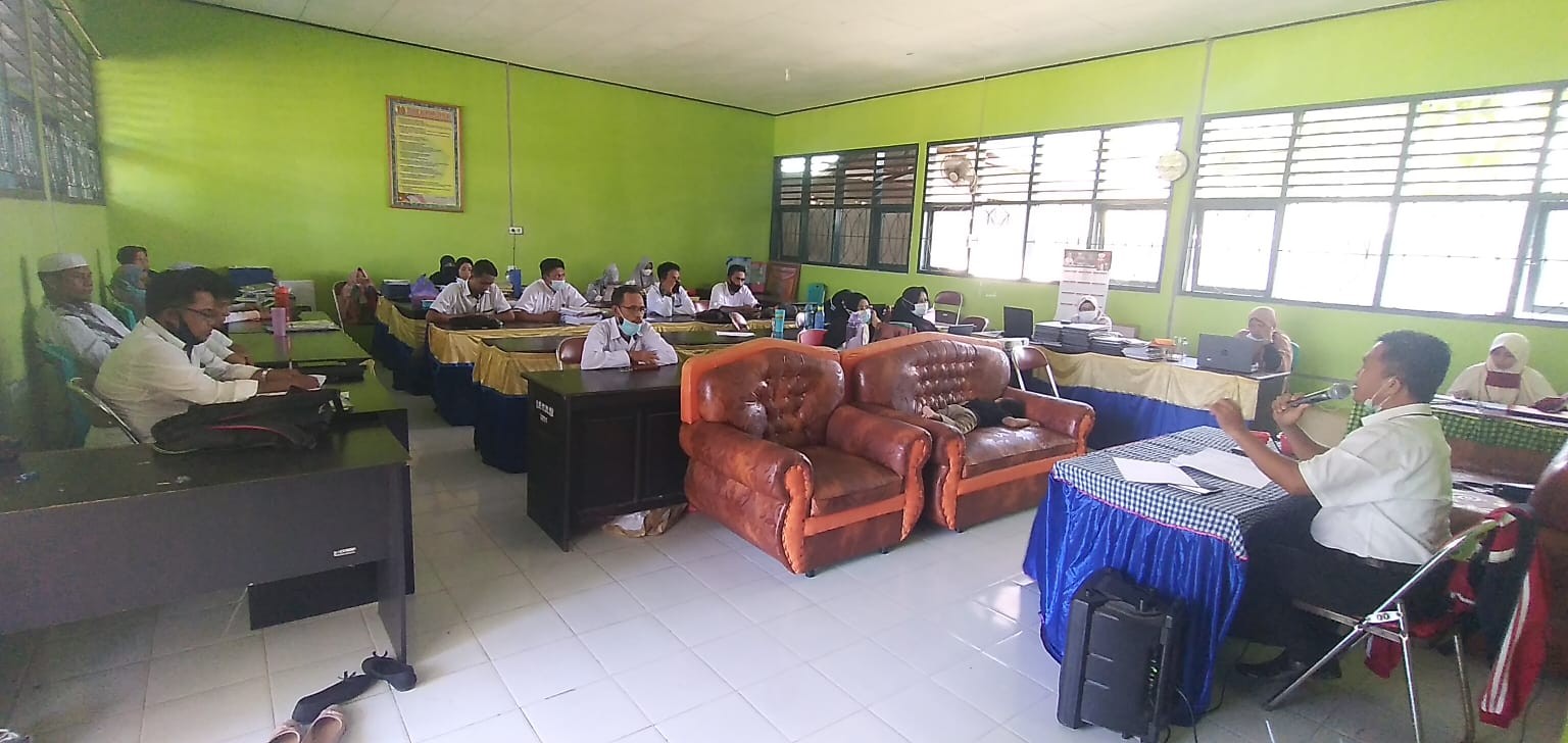 Rapat Menjelang Pengumuman Kelulusan Tkt. Mts