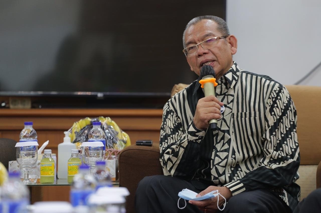 1.003 Pasien Covid Isolasi di Asrama Haji