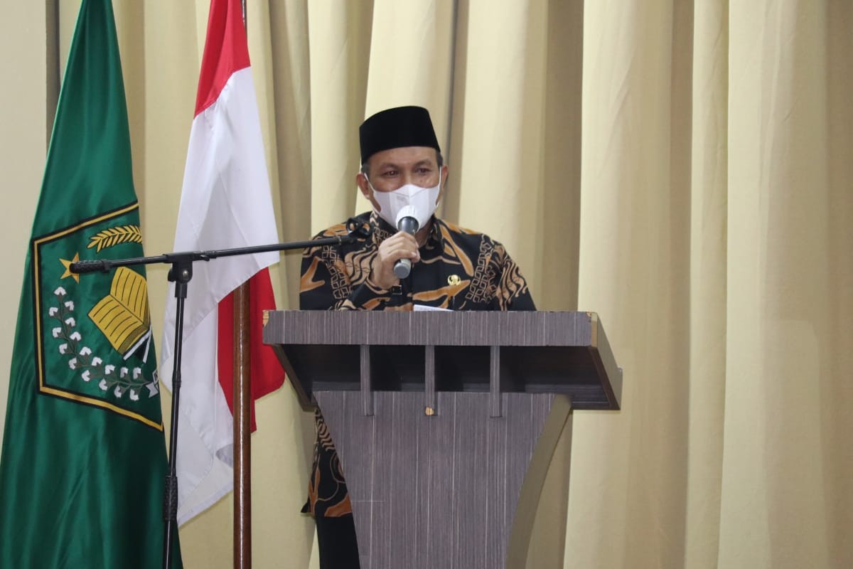 Plt. Kakanwil Kemenag Muchlis: Moderasi Beragama Kunci Terciptanya Toleransi Dan Kerukunan
