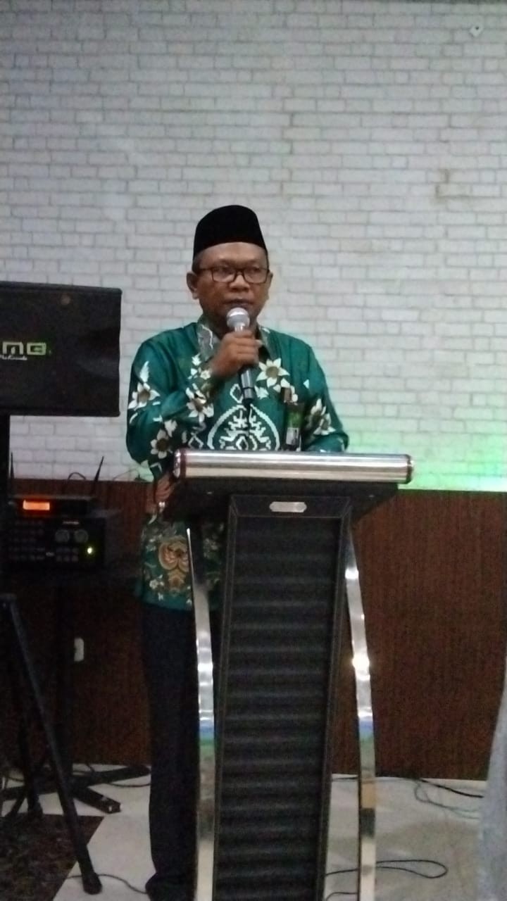 Rapat Evaluasi Laporan Kinerja Serta Sinkronisasi dan Validasi Pagu Minus Penmad di Luwuk