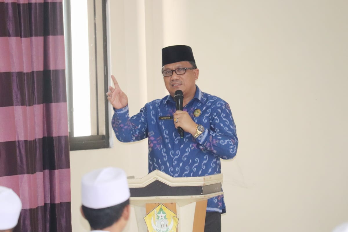 Kakanwil Kemenag Sulteng: Santri Sebagai Harapan Bangsa