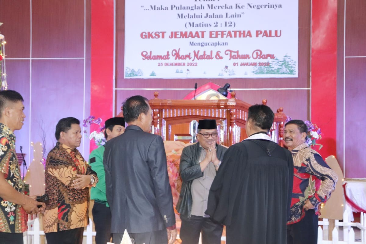 Kakanwil Kemenag Sulteng Bersama Forum Musyawarah Pemuda Lintas Agama Kunjungan Silaturahmi Ke Gereja