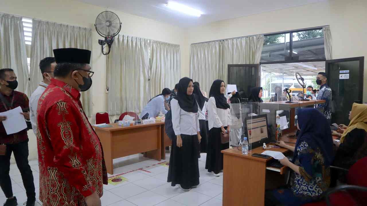 Kakanwil Kemenag Sulteng Pantau pelaksanaan CAT CPPPK