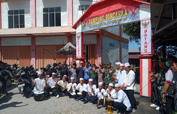 Duta Pancasila MAN 2 Kota Palu Turut Semarakkan Pencanangan Kampung Pancasila di Besusu Timur