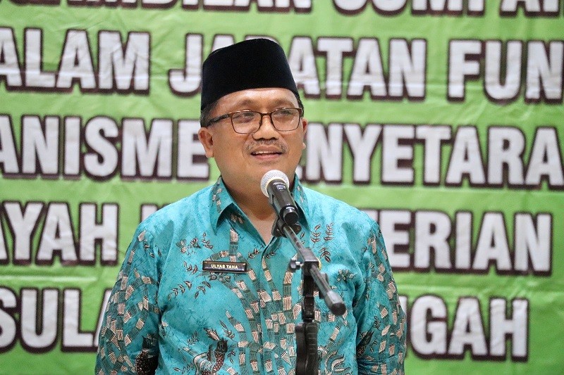 Lantik Pejabat Fungsional Melalui Mekanisme Penyetaraan, Kakanwil Harap Pejabat Tingkatkan Kinerja