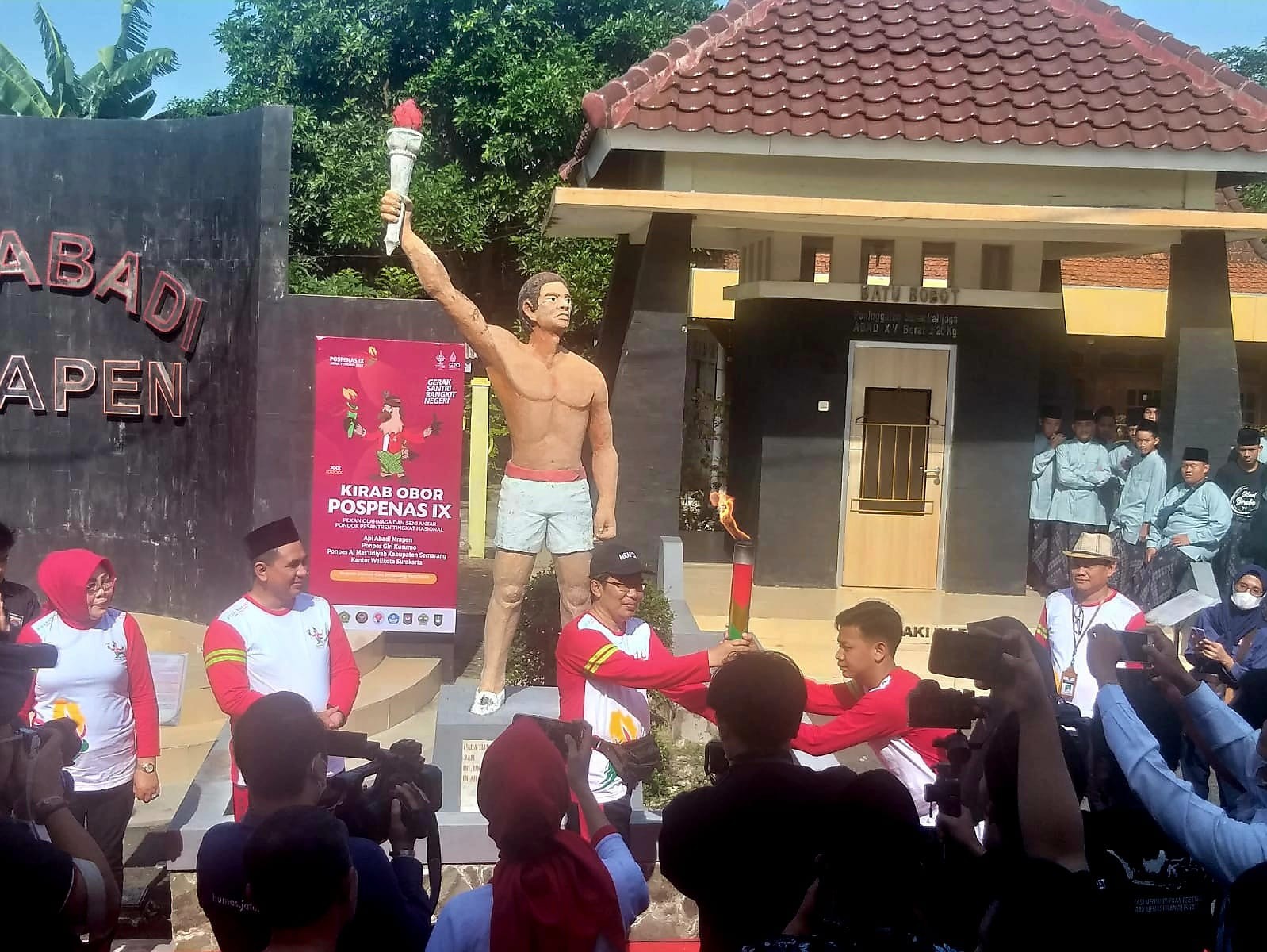 Pengambilan Api Abadi Mrapen Tandai Pelaksanaan Pospenas IX Surakarta