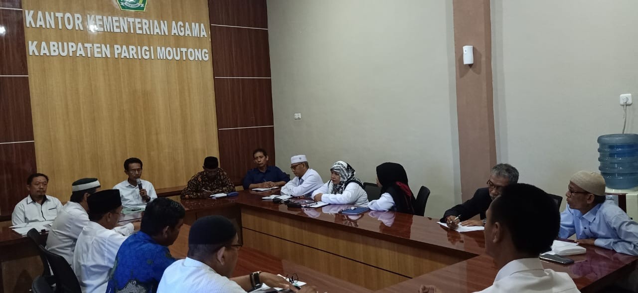 KaKanKemenag Parimo Buka Rakor Pokjawas 