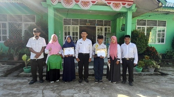 Siswa MTsN 2 Banggai Laut Raih Prestasi KSM Tingkat Provinsi