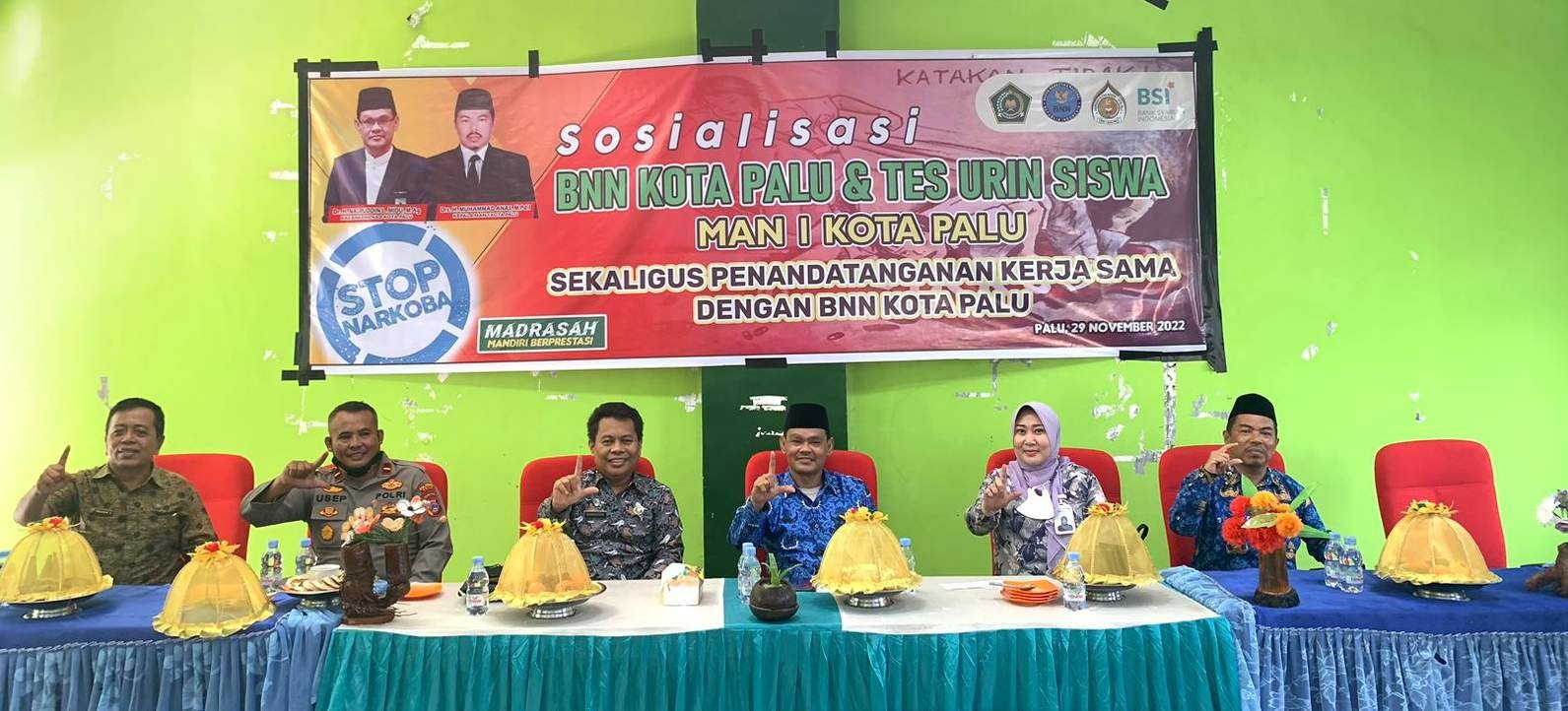 Ratusan Siswa MAN 1 Palu Ikuti Sosialisasi Bahaya Narkoba
