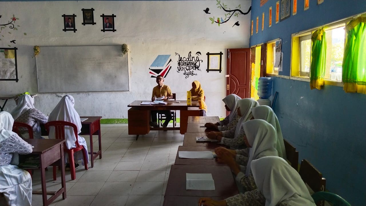 PLH.Kamad Melaksanakan Supervisi kelas 
