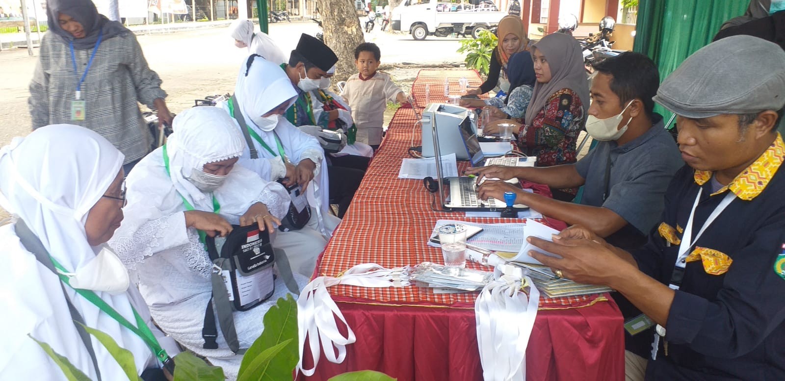 Sebanyak 365 Jemaah Haji Kloter BPN-3 Masuk Asrama Haji Transit Palu