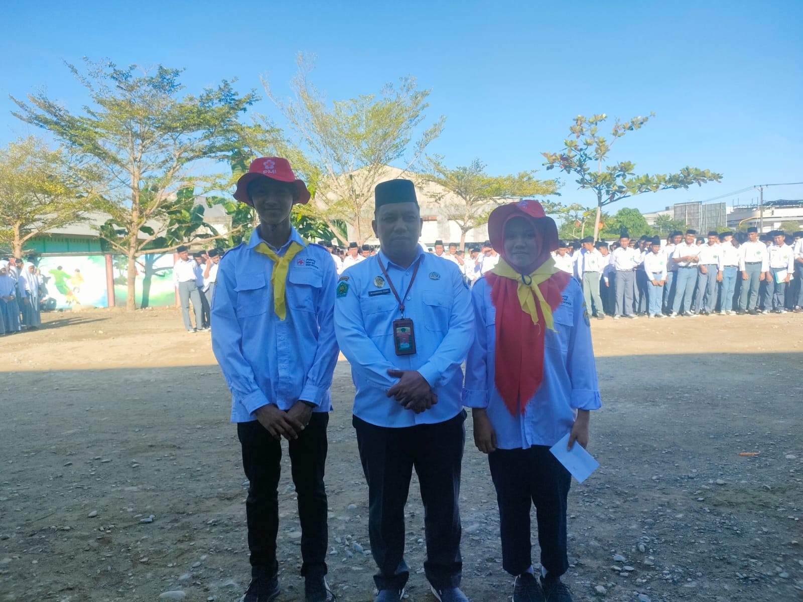 Pelepasan Dua Siswa MAN Tolitoli Peserta PMR Jumpa Bakti Gembira TKT Provinsi Ke IV  Di Kabupaten Banggai