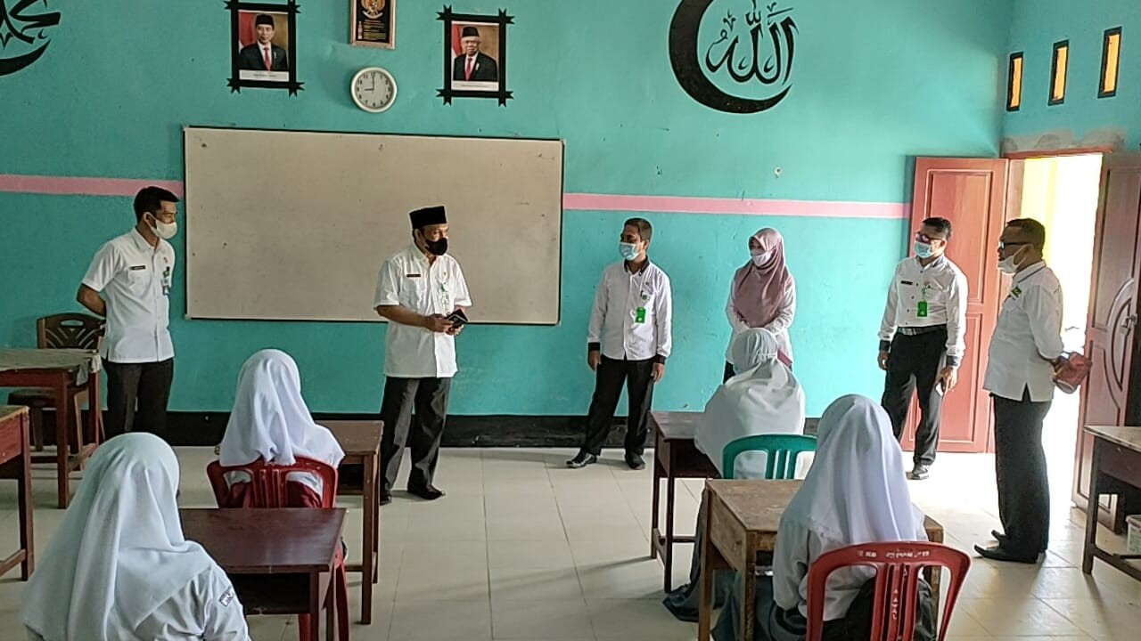 Tim Monev Kemenag Periksa Kesiapan PTM MAN Tolitoli