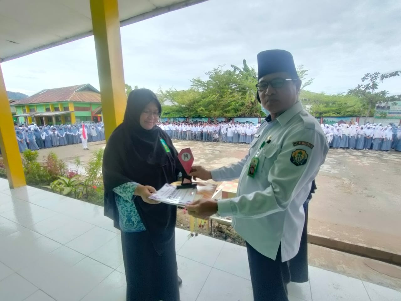 Man Tolitoli Juara Favorit Festival Band