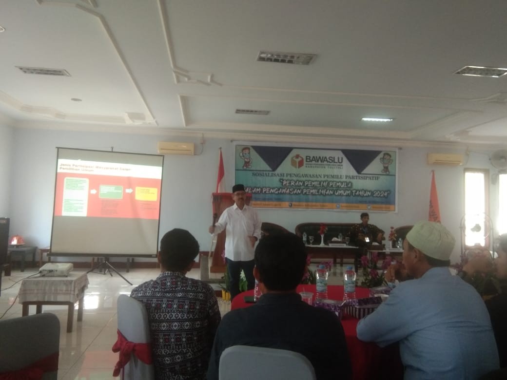 Empat Siswa MAN Tolitoli Ikuti Sosialisasi Pengawasan Pemilu Partisipatif
