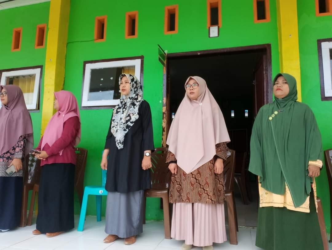 Upacara Pelantikan Pengurus Dewan Ambalan Sultan Hasanuddin Dan RA Kartini Pangkalan MAN Tolitoli Periode 2023-2024