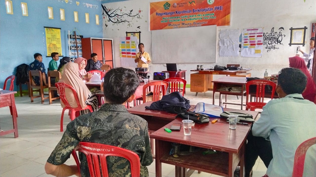 MGMP Ekonomi Gelar Tindak Lanjut Dan Retleksi Pada MAN Tolitoli