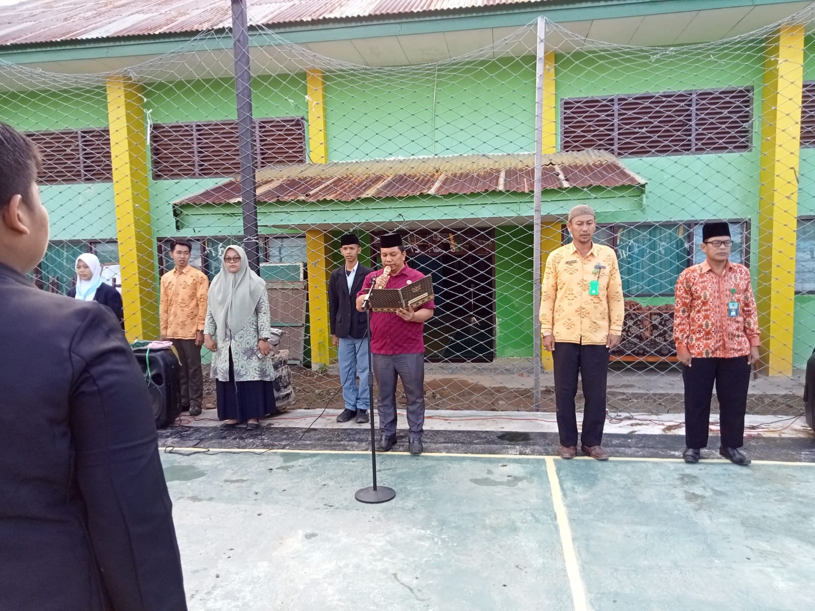 Kepala  MAN Tolitoli Buka Kegiatan MATSAMA