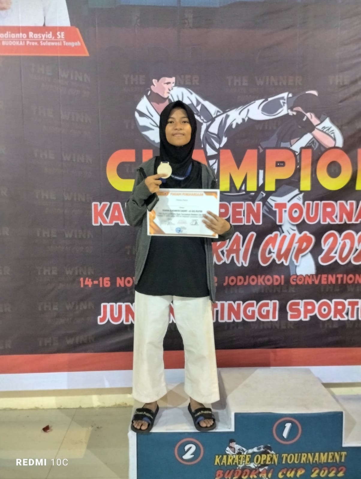 Siswa Man Sitti Nurhalisah, Raih Medali  Perak  Dalam Karate Open Turnamen BUDOKAI Cup Tingkat  Prov. Sulawesi Tengah 