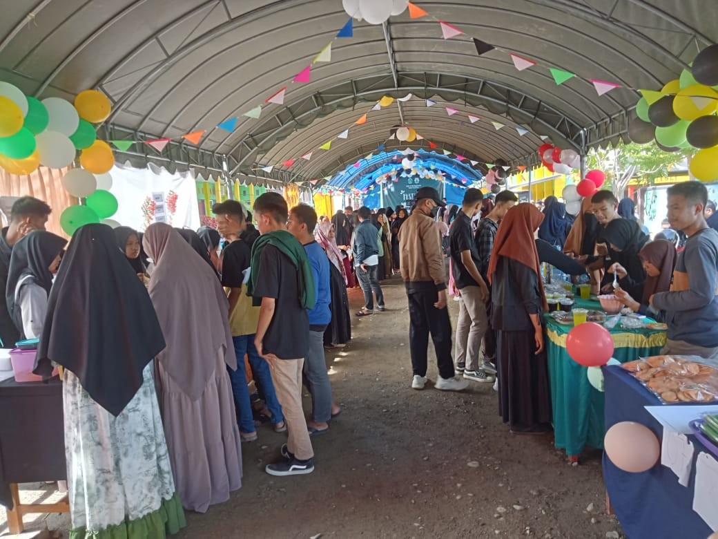 Semarak Lomba Bazar Kuliner, Pupuk Jiwa Kewirausahaan Siswa Madrasah