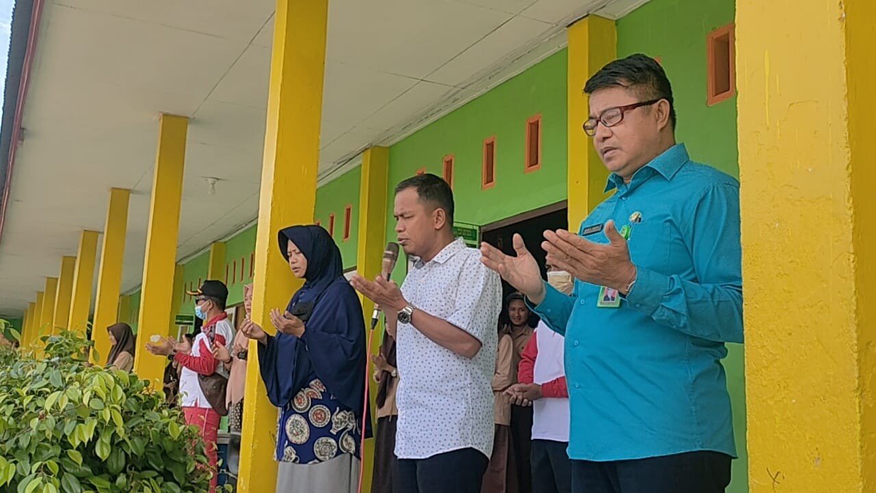 Kamad MAN Tolitoli melepas peserta LKBB
