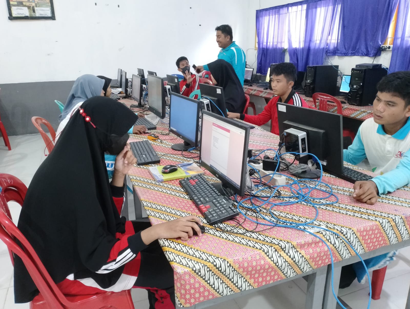 Simulasi Penilaian Akhir semester Pada siswa MAN Tolitoi