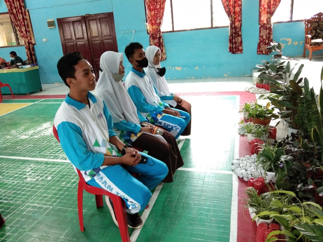 Study Dokumen Dan Wawancara Pada Empat Perwakilan Siswa MAN Tolitoli