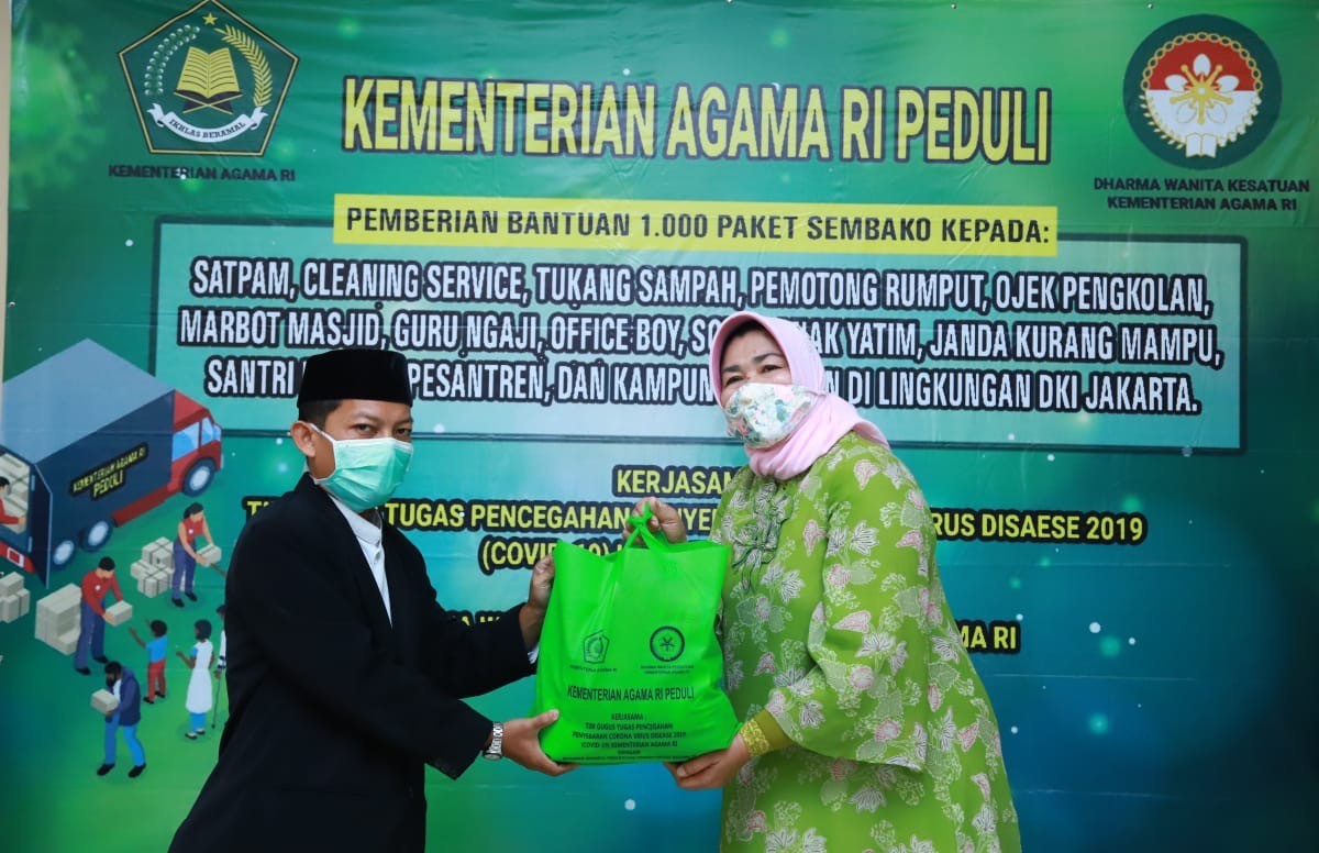 Kemenag RI Peduli Bantu Masyarakat Terdampak Covid-19