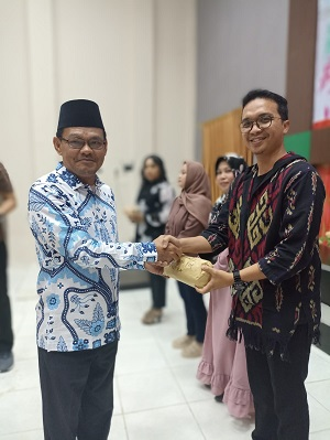 Wakil MAN 2 Kota Palu Moh. Rifaldi Juarai Kemenag Idol Porseni HAB 77 Tingkat Kemenag Kota Palu