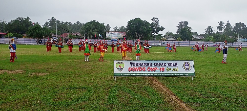 Marching Band MTs N 1 Tolitoli Ikut Meriahkan  Pembukaan Dondo Cup ke III 2022 Kecamatan Dondo