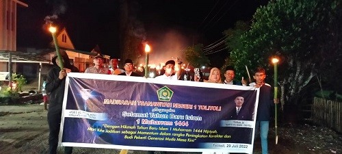 Sambut Tahun Baru Islam, MTs N 1 Tolitoli Laksanakan Pawai Obor