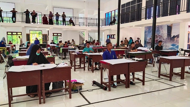 Hari Pertama MTQ XXVIII, Lomba Seni Kaligrafi (MKQ) Berjalan Lancar