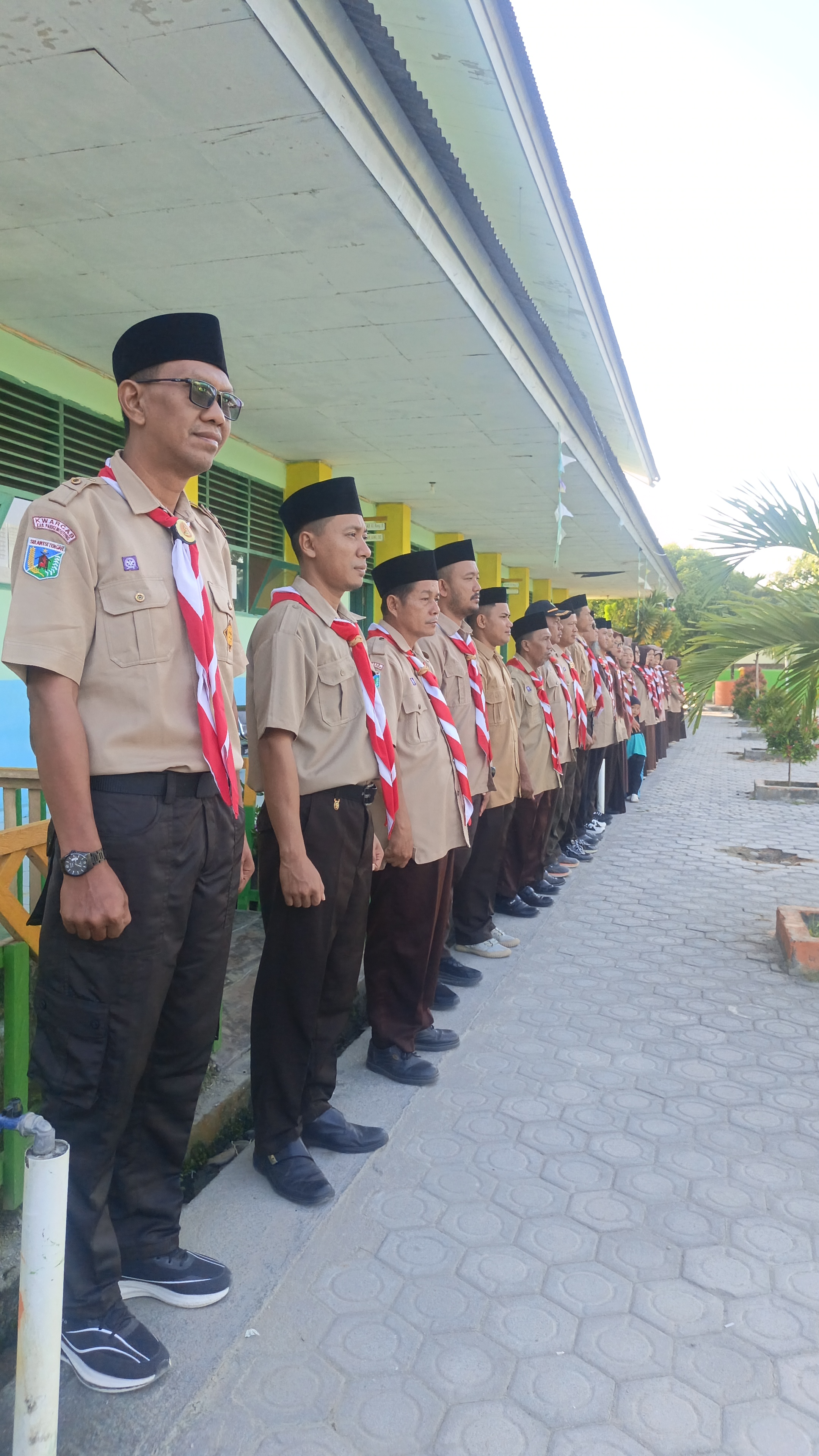 Kegiatan upacara hari pramuka yang ke 65