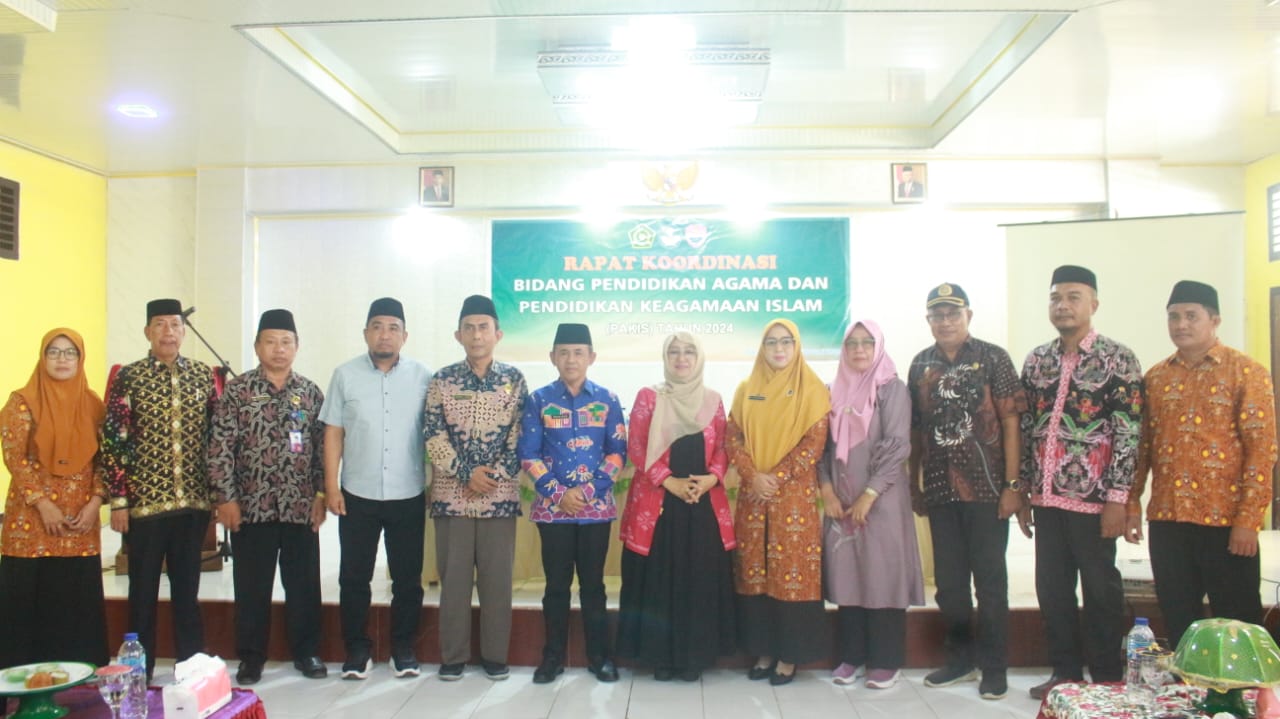 Foto Bersama Setda Kabupaten banggai Laut